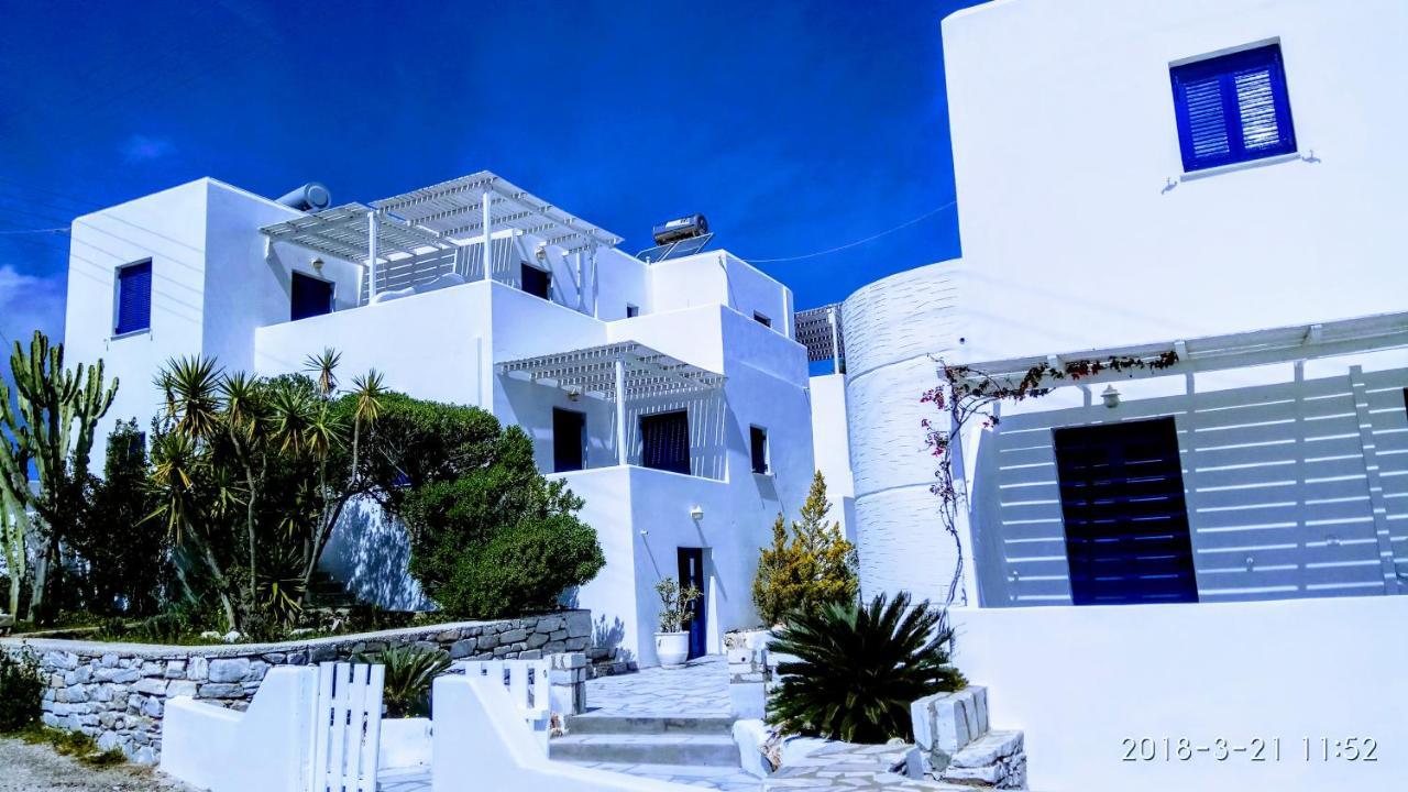 Nicos Studios & Apartments 로갈라스 외부 사진
